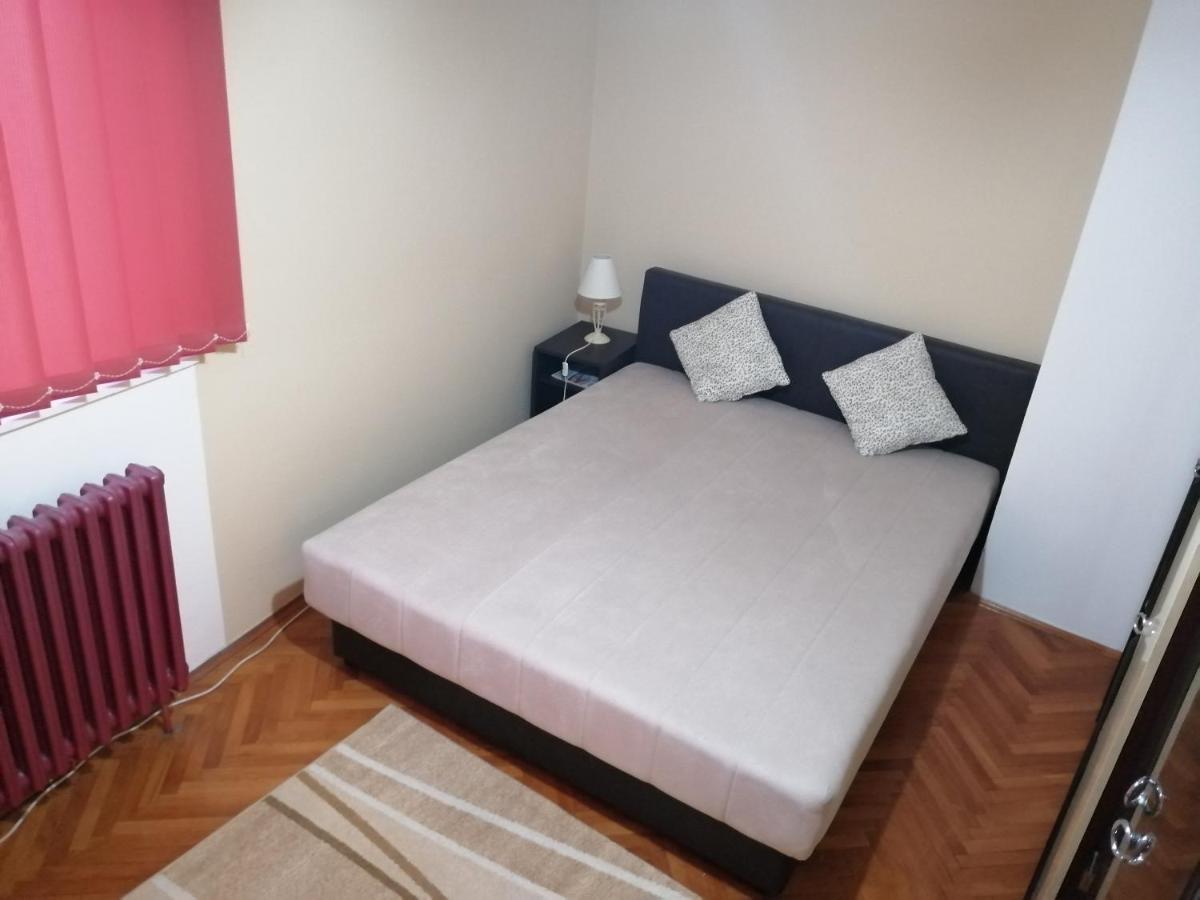 Apartman Dunja Vranje Buitenkant foto